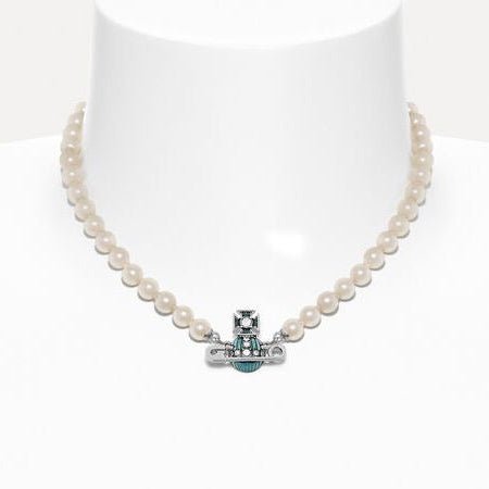 Dây chuyền ngọc trai Kitty CDE Aqua Bohemica Bạc CDE6208