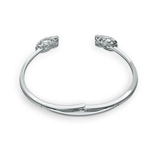Vòng tay CDE Dancing Swan White Bạc CDE2122SV