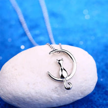 CDE Cat Paddles The Moon Necklace Silver CDE6131SV - Sterling Silver Women's Necklace