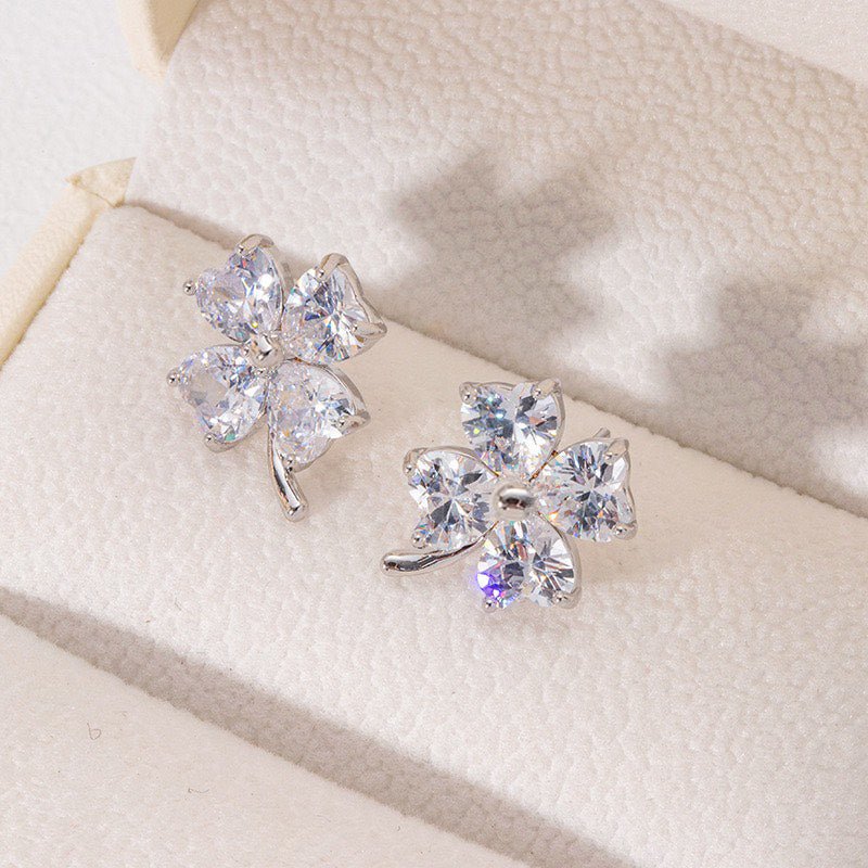 CDE Four-leaf Clover women's earrings CDE3099SV