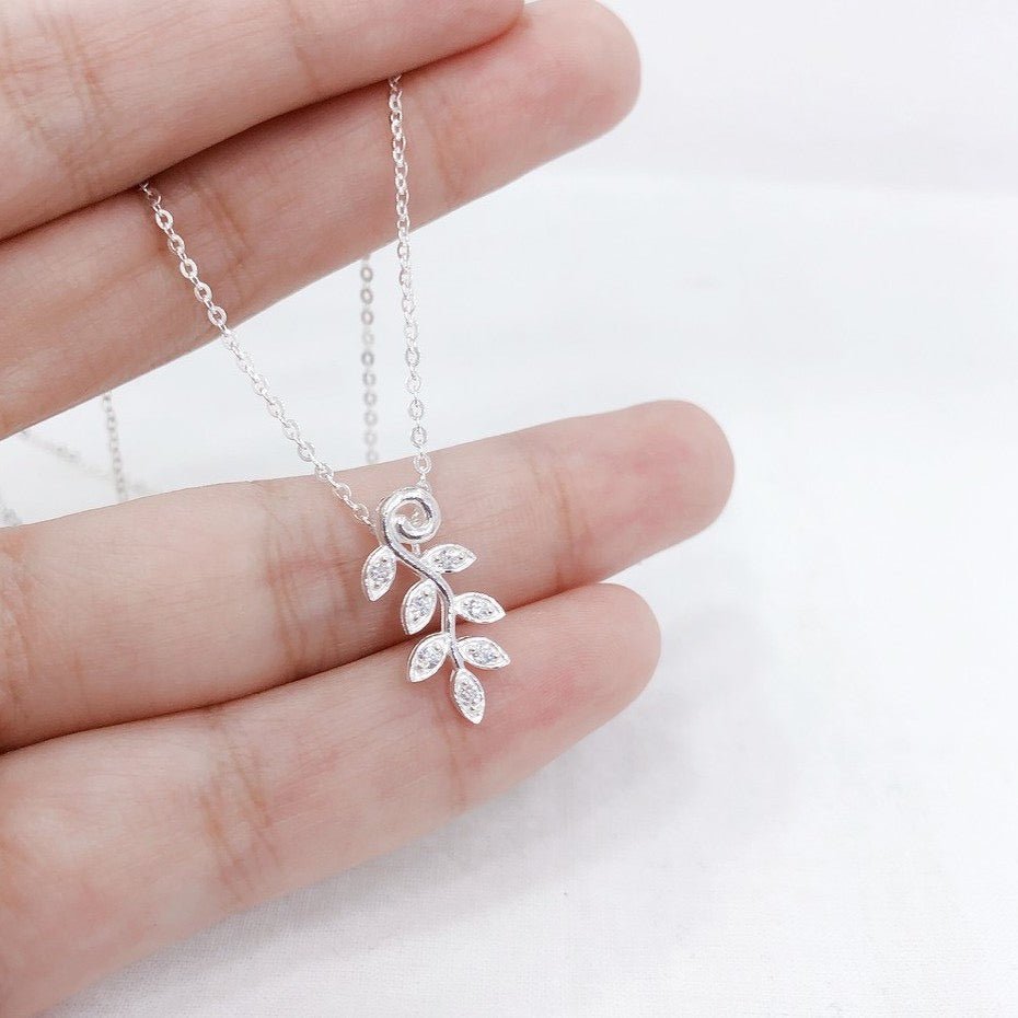 Dây chuyền lá quế CDE Bạc CDE6279SV - Dây chuyền bạc Sterling