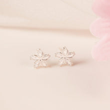 Bông tai bạc CDE Windmill Flower Bông tai bạc Sterling CDE3225