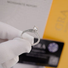 Nhẫn kim cương Moissanite 5mm được chứng nhận GRA CDEDR009 - Sản phẩm được chứng nhận chính hãng