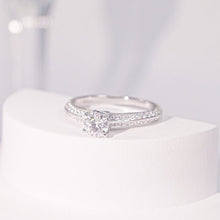 Nhẫn kim cương Moissanite 5mm được chứng nhận GRA CDEDR009 - Sản phẩm được chứng nhận chính hãng