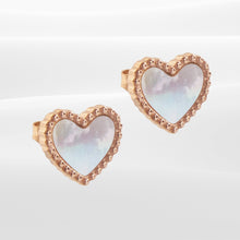 Bông tai CDE Ari Heart Milky CDE3003WH